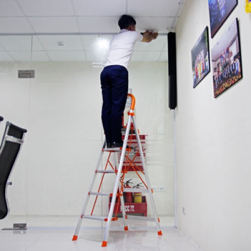 Thang nhôm ghế bản to 5 bậc ADVINDEQ ADS-705 (loại cao cấp)